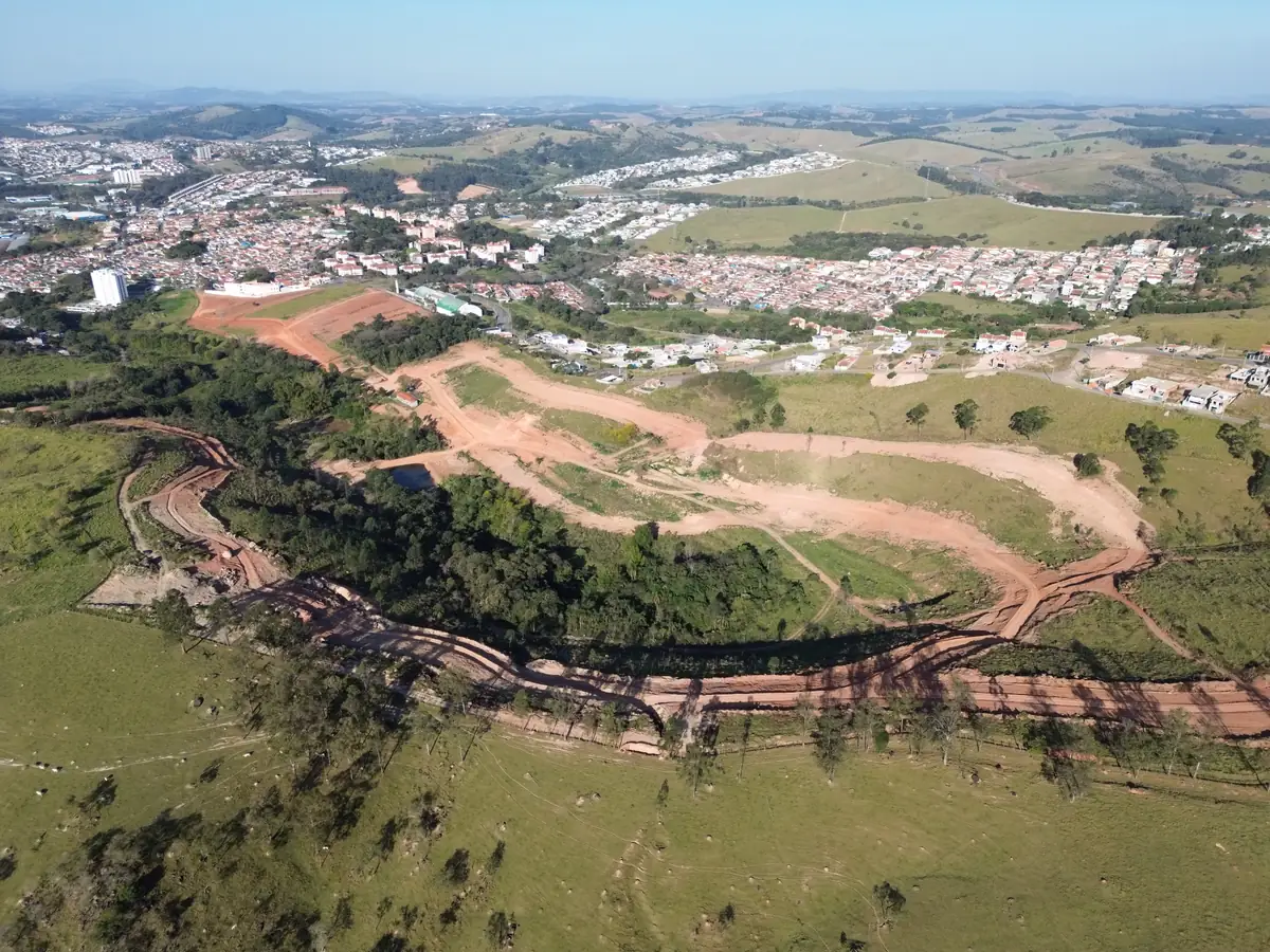 Vista aérea geral do terreno do Taquaral e seu entorno.